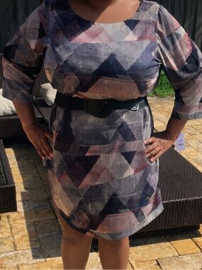 Jessica Simpson Geometric Print Sheath Dress in Navy, Blush & Gray